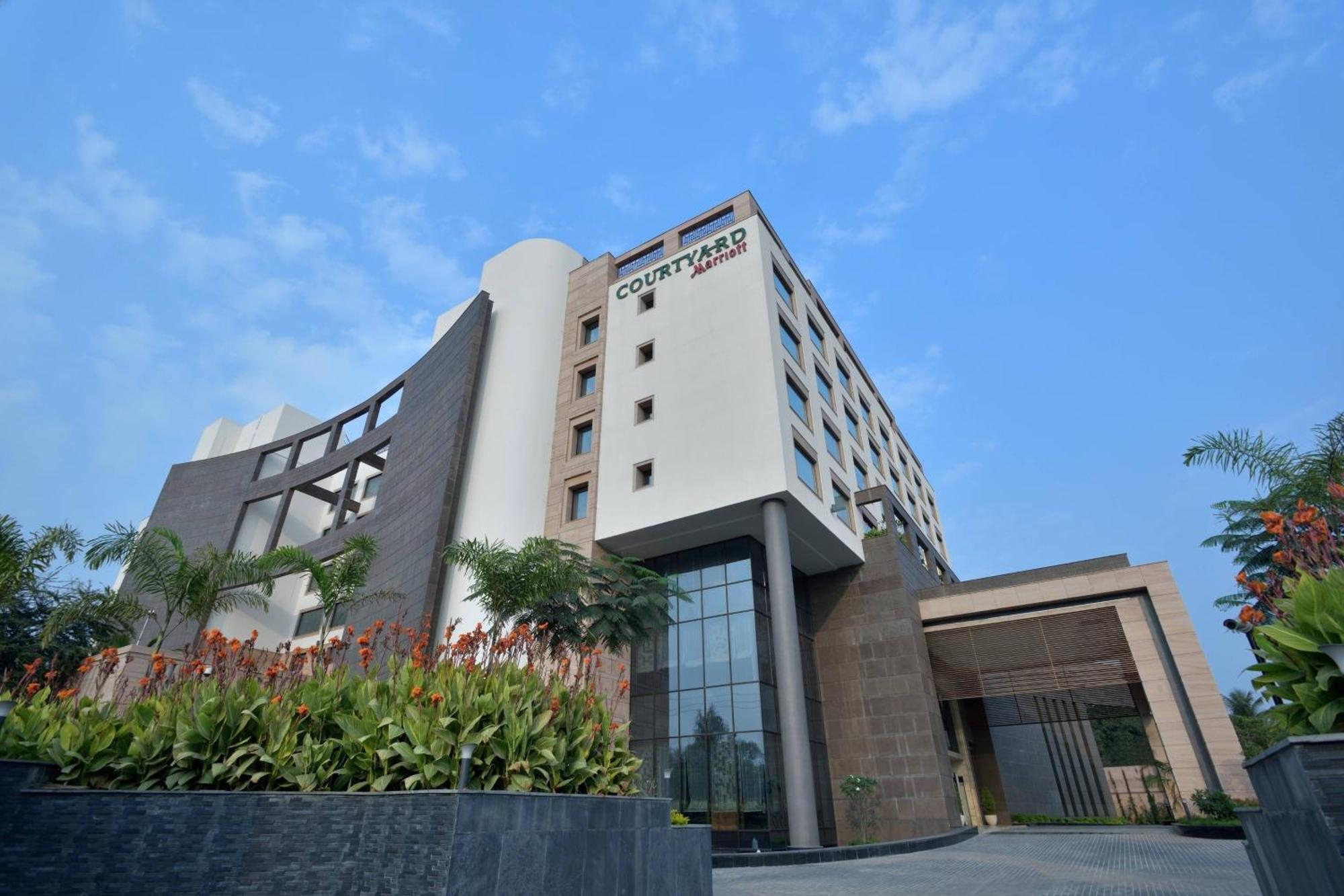 Hotel Courtyard By Marriott Raipur Exterior foto